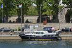 Diese Namenlose Motorboot hat am Schiffsanleger in Wasserbillig festgemacht.