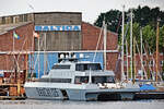 SeaCat 125 am 26.06.2022 bei der Marina Baltica in Lübeck-Travemünde