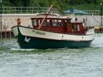 Das Freizeitboot Blomholm zu Tal in Riesenbeck am 28.06.2009. Bei diesem Boot handelt es sich im einen ehemaligen Walfnger. Der Rumpf besteht komplett aus Holz.