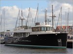 Die 2016 gebaute LIVINGSTONE liegt in ihrem Heimathafen Urk (Niederlande). Diese Motoryacht ist 24,38 m lang und 6,71 m breit. Sie bietet 8 Gästen und 3 Besatzungsmitgliedern Platz. 04.10.2016