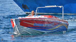 Das Powerboot  Sea Celebrity  dient für Touristentouren im Marsamxett Hafen.