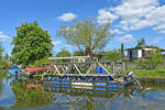  Freizeitboot  bei der Lachswehr Lübeck, Alte Trave.