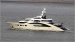 Die von Lrssen gebaute 87-m-Yacht ACE am 18.04.2012 auf der Weser Hhe Bremerhaven.