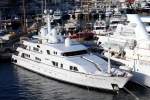Die Yacht Faribana 5 im Hafen von Monte Carlo am 28.10.2013