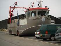 Da, wo die Schiffe auch R�der haben, d�rfen sie sogar quer parken.