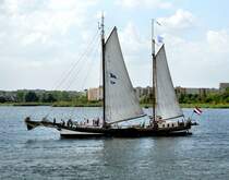 Zweimastklipper  Pegasus  Lg.36m - Br. 5,7m - Tg. 1,2m Segelfl�che 391 m2 - Bj. 1902 Heimathafen Groningen/NL gesehen am 07.08.09 auf der Hanse Sail in Rostock Warnem�nde