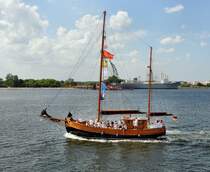  Asgard  - Gaffelketsch Lg.18,95m - 200 PS - Bj.1937 - Heimathafen Wismar - am 07.08.09 in Rostock gesehen.