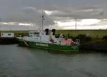 ZOLL-Boot SCHLESWIG-HOLSTEIN der Kstenwache, festgemacht im Hafen Bsum, Juni 2008