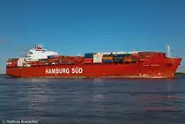 Die Monte Pascoal auf der Elbe bei Lhe-Sand am 18.10.09.