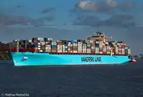 Die Maersk Savannah am 15.10.09 am Rsch-Park in Hamburg Finkenwerder.