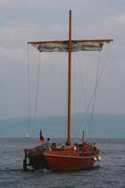 Ein Personensegelschiff auf dem Weg auf das  weite schwbische Meer  (11.08.10)