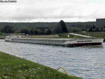 Name:Bon Jovi
ex Name: Audacia
gemeldet in: Nijmegen
Nationalitt: 
Europanummer: 02325930
Lnge: 85,75 m
Breite: 9,50 m
Tiefgang: 3,08 m
Tonnage: 1682 t
Maschinenleistung: 816 PS
Maschinen-Hersteller: MTU
Bugstrahl: 320 DAF v.Wijk
Baujahr: 2003 
Erbaut in: Polen
Bauwerft: Stocznia Kozle
Fertig gestellt in:  Asto in Raamsdonksveer (Niederlande)