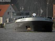 Name: Louis
gemeldet in: Antwerpen
Nationalitt: Belgisch
ENI: 06004211
Lnge: 85m
Breite: 9,6m
Tiefgang: 3,2m 
Tonnen: 1373t
Maschinen: Mitsubishi S 12 A2-MPTK,940 kW/1278 ps
Bauwerft: Tsjechi, Chvaletice, CSPL Lodenice AS
Baujahr: 2006