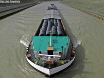 Name: Luise-L
gemeldet in: Ostrhauderfehn
Nationalitt: Deutsch
EuNr.: 04022360
Lnge: 84,99m
Breite: 9m
Tiefgang: 2,06m
Tonnage: 1057t

Aufgenommen in Riesenbeck! Rest: Siehe EXIF-Datei!!!