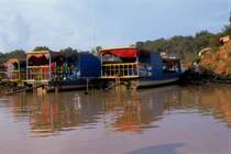 Hausboote auf dem Tonle-Sap-See in Kambodscha, dem grten See Sdostasiens - Mai 2006