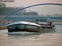 Name: Orientis
ex-Name: Klaluitia 1
gemeldet in: Gerswalde
Nationalitt: Deutsch
Eu-Nr.: 2322428
L.: 85m
B.: 9,5m
T.: 1367

Aufgenommen in Riesenbeck (DEK Km 106,4)