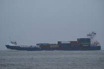 Feeder Atair J IMO-Nummer:9296999 Flagge:Zypern L�nge:132.0m Breite:18.0m Baujahr:2004 Bauwerft:Detlef Hegemann Rolandwerft,Berne Deutschland unterwegs vor Cuxhaven am 08.12.10