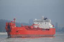 Die aus Hamburg auslaufende Gijon Knutsen IMO-Nummer:9313527 Flagge:Gro�britannien L�nge:187.0m Breite:27.0m Baujahr:2006 Bauwerft:	Zaliv Shipyard,Kertsch Ukraine aufgenommen am 03.01.11