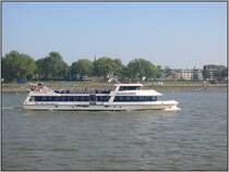 MS  Jan von Werth  der Kln-Dsseldorfer ist am 15.10.2006 unterwegs auf dem Rhein bei Kln.
