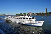 Kreuzfahrschiff  Lady Anne  aus den Niederlanden, vert�ut an der Rheinpromenade in K�ln - 10.10.2010