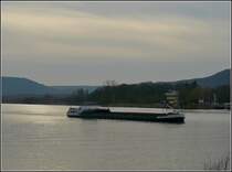 Am 18.03.2010 fotografierte ich das Frachtschiff AGAMEMNON in der N�he des Trierer Yachthafens auf der Mosel.