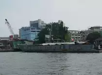 Am 13.01.2011 liegt diese Kriegsschiff Nr. 773 in Bangkok im Chao Phraya Flu� vor Anker.