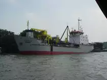 Am 13.01.2011 liegt die  Sandon 7  in Bangkok im Chao Phraya Flu� vor Anker