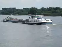 SAYONARA(MMSI:244690204; L=135,B=12mtr)ist mit einer Ladung Schutt bei Schoonhoven unterwegs;100902