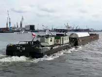 Tschechischer Schubverband mit CSPL Stromschubschiff TR-18, Děč�n (Tetschen-Bodenbach) auf der Elbe in Hamburg, 15.09.2009
