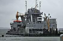 Eimerkettenbagger  Heinrich Hirdes  im Frankenhafen von Stralsund am 09.09.2010