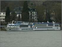 Das Passagierschiff  RIVER RHAPSODI  lag am 20.03.2010 bei Boppard vor Anker. Bj 1999, Euronr. 07001722, L 110 m, B 11,4 m hat Platz f�r 140 Personen.  