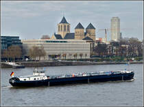 Tankschiff  Liberty Elsfleth  aufgenommen in Kln am 20.11.2010.