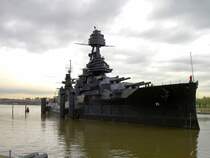 Schlachtschiff USS Texas der New York Klasse, 30 000 to., liegt als Museumsschiff vor Anker im San Jacinto Battleground State Historic Park in La Porte bei Houston Texas (14.03.2007)