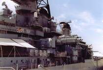 Schlachtschiff USS Missouri, linke Schiffsseite, aufgenommen 
am 22.3.2007 in Pearl Harbour, Honolulu, Hawaii
