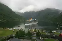 M/S  Costa Deliziosa  in Geiranger; 27.05.2011