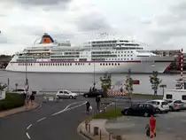 M.S.Europa am 21.7.2011 in Wilhelmshaven am Bontekai