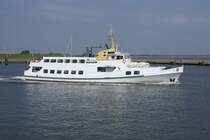 Die  Ol B�sum bei der Ausfahrt aus dem Hafen von B�sum am 20.5.2007