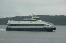 Der Katamaran ,,Tiederose‘‘ IMO: 9510242 f�hrt in Molde als Linienschiff. Beobachtet am 20.06.2011. 