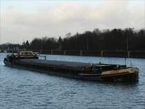 Das ex DDR MoG� LUCKAU (04030540), Tangerm�nde auf dem Elbe-Seitenkanal (ESK) kurz vor dem Schiffshebewerk Scharnebeck; 13.01.2012