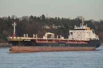 Der Tanker Levana IMO-Nummer:9424053 Flagge:Gibraltar L�nge:140.0m Breite:21.0m Baujahr:2009 Bauwerft:TVK Shipyard,Izmit T�rkei auslaufend aus Hamburg vor dem R�schpark Finkenwerder am 14.01.12