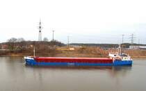 MS WINDSTAR IMO 9034494, L�nge: 83 mtr. mit Split aus Norwegen beladen, hier querab der Herreninsel in L�beck. Aufgenommen: 17.1.2012