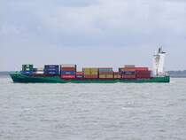 ELBFEEDER(IMO:9388522; L=139; B=22mtr; TEU:974)sticht von der Nordsee kommend bei Vlissingen in die Westerschelde; 110830