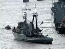 Die Spiekeroog am 12.05.2013 auf der Elbe im Hafen von Hamburg.