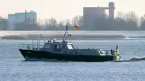 Die Reiher am 23.01.2013 auf der Weser vor Bremerhaven.