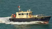 Das Lotsenboot Bahrain Pilot 1 am 16.11.2012 im Hafen von Bahrain.