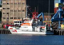 Theo Fischer -Seenotkreuzer der 23,1-m-Klasse- 
Zur Stralsund-Sail am 10.06.07 