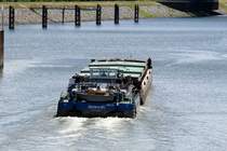 SB Bizon-0-151 (08356007) am 16.05.2014 im RVK Richtung Magdeburger Häfen / Elbe.