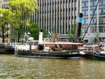 Dampfschiff des Technikmuseums im alten Hafeb, Berlin. Aufnahme: Sommer 2007