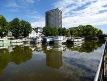Mlhausen (Mulhouse), der Hafen am Rhein-Rhone-Kanal, Mai 2014