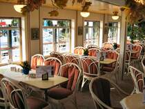 Kleiner Salon, MS Havelqueen, Fahrgastschiff auf den Havelgew�ssern um berlin, Aufnahme vom Auugust 2007